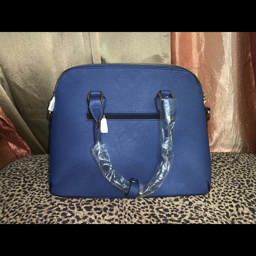 Purse - Picture 4 of 4